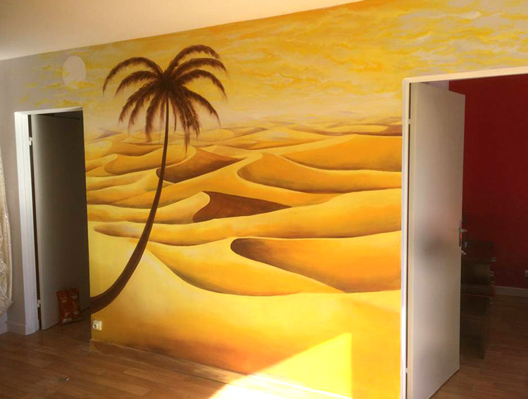 Création d'une vue du Sahara en trompe l'oeil dans un livingroom